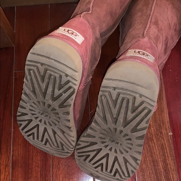 Maroon UGGS - Picture 5 of 6